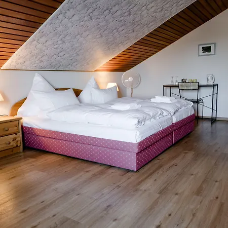 Landhaus Neuhof Hotel Wierschem