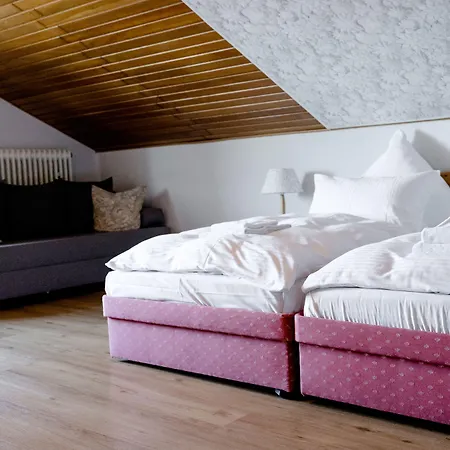 Hotel Landhaus Neuhof 3*