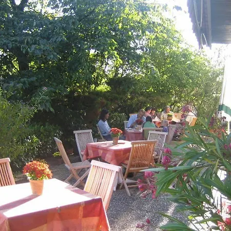 Landhaus Neuhof 3* Wierschem